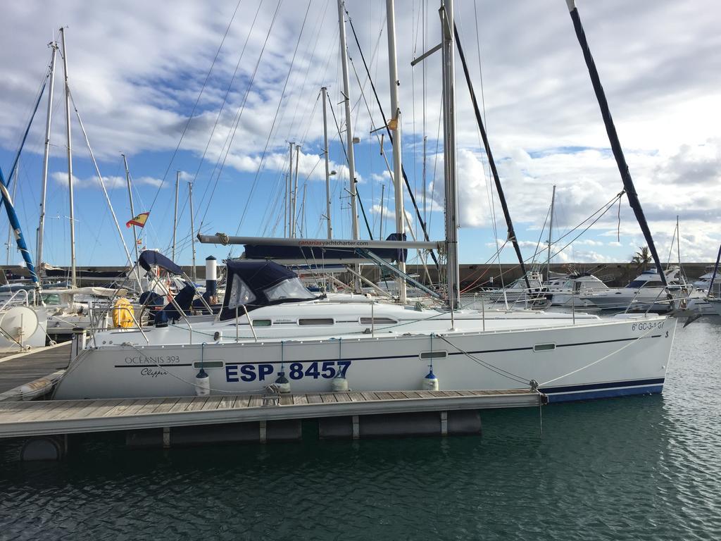 Puerto Calero Boat Hotel Eksteriør billede